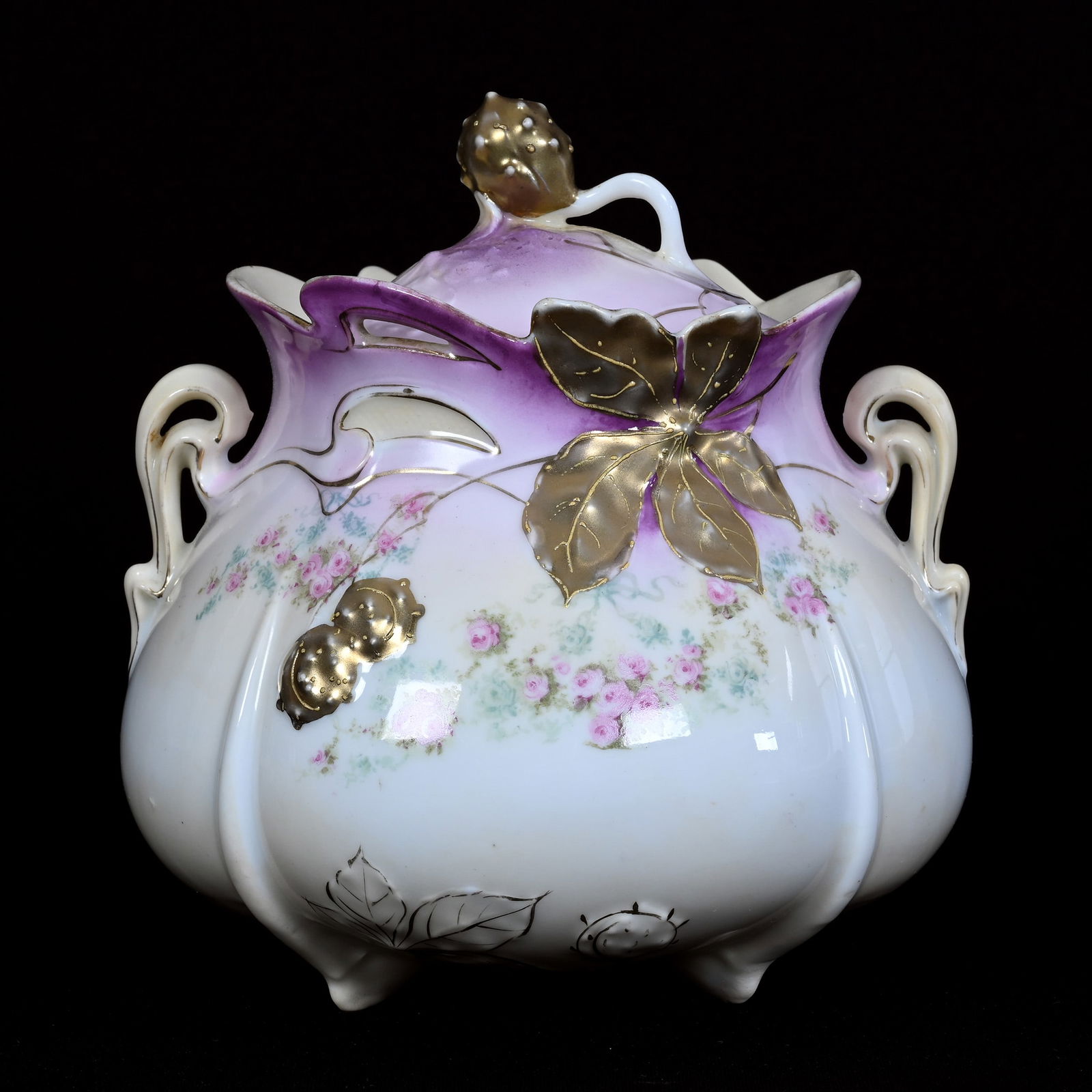 Biscuit Jar Marked R.S. Prussia, Sycamore Mold, Lavender, Cream & White Tones (1 of 3)