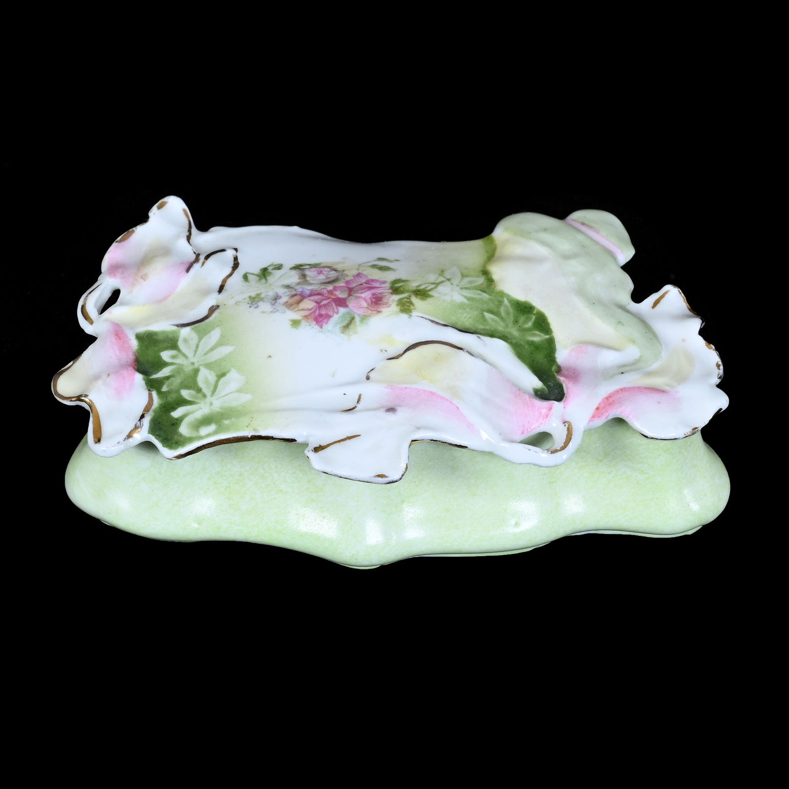 Covered Box, Unmarked R.S. Prussia, Hidden Image Mold (1 of 3)