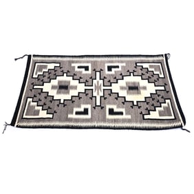 Native American Navajo Indian Rug, Two Gray Hills Pattern