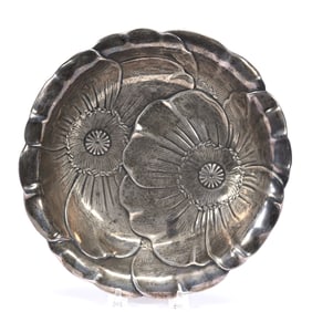 Bowl, Sterling Silver Marked Wallace #123, Embossed Poppy Decor