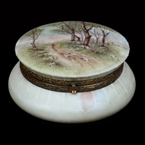 Dresser Box, Unmarked C.F. Monroe, Rare Cameo Cut Design