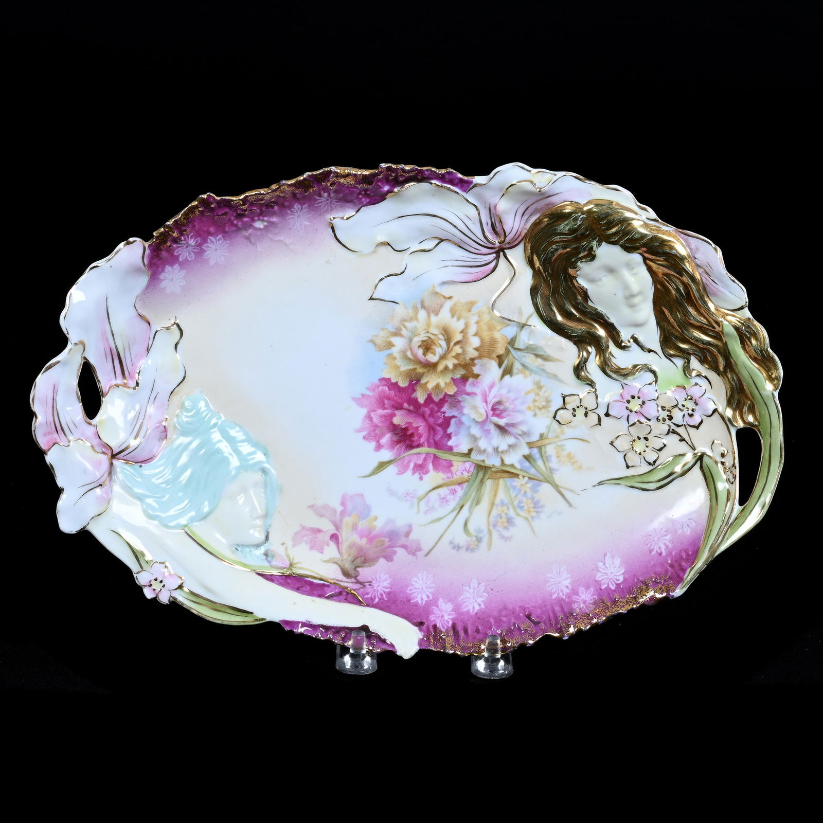 Oval Tray, Unmarked R.S. Prussia, Double Hidden Image Mold (1 of 2)