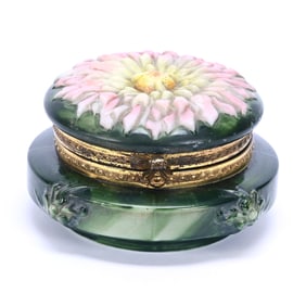 Jewel Box, Wave Crest Stamp Mark, Blown Mold Pansy Lid