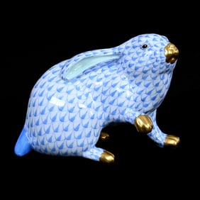 Figurine, Rabbit With Raised Paw, Porcelain Marked Herend Hungary, #5335/VHB E93
