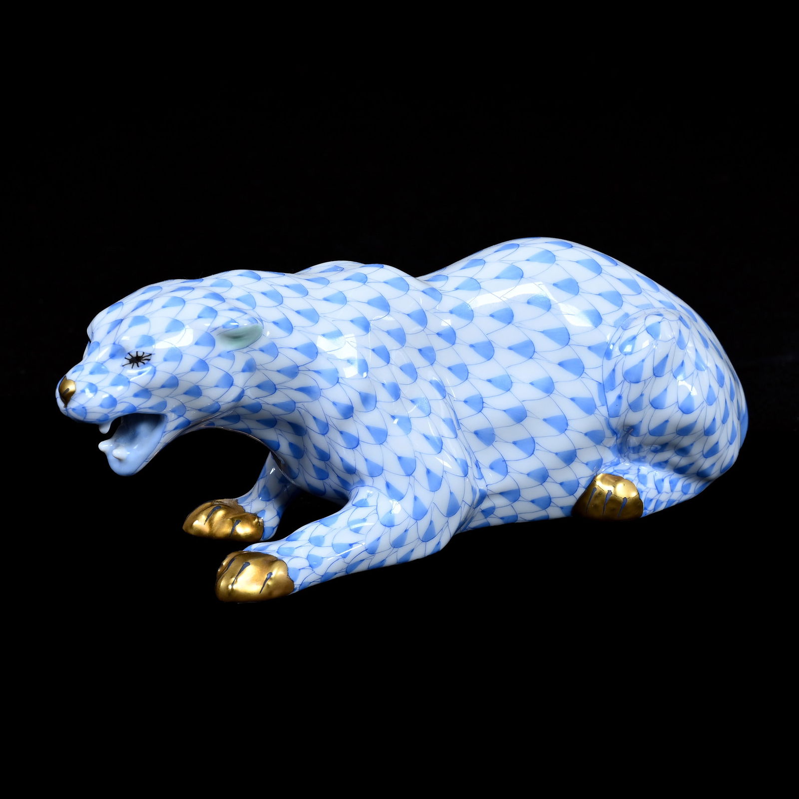 Figurine, Panther, Porcelain Marked Herend #1G, #C92, Blue And White Fishnet Design (1 of 3)