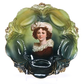 Bowl, Unmarked R.S. Prussia, Lily Mold, Green And Yellow Tones With Lebrun Wearing Hat Decor