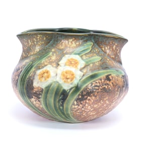 Vase, Unmarked Roseville Art Pottery, Jonquil Pattern