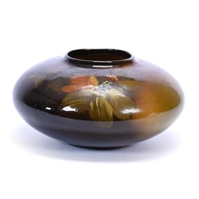 Bulbous Vase, Marked J.B. Owens Utopian Standard Glaze Art Pottery - Leaf And Berry Decor