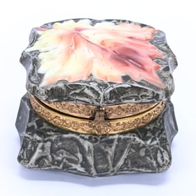 Jewel Box Marked Kelva, Blown Mold Oak Leaf Lid