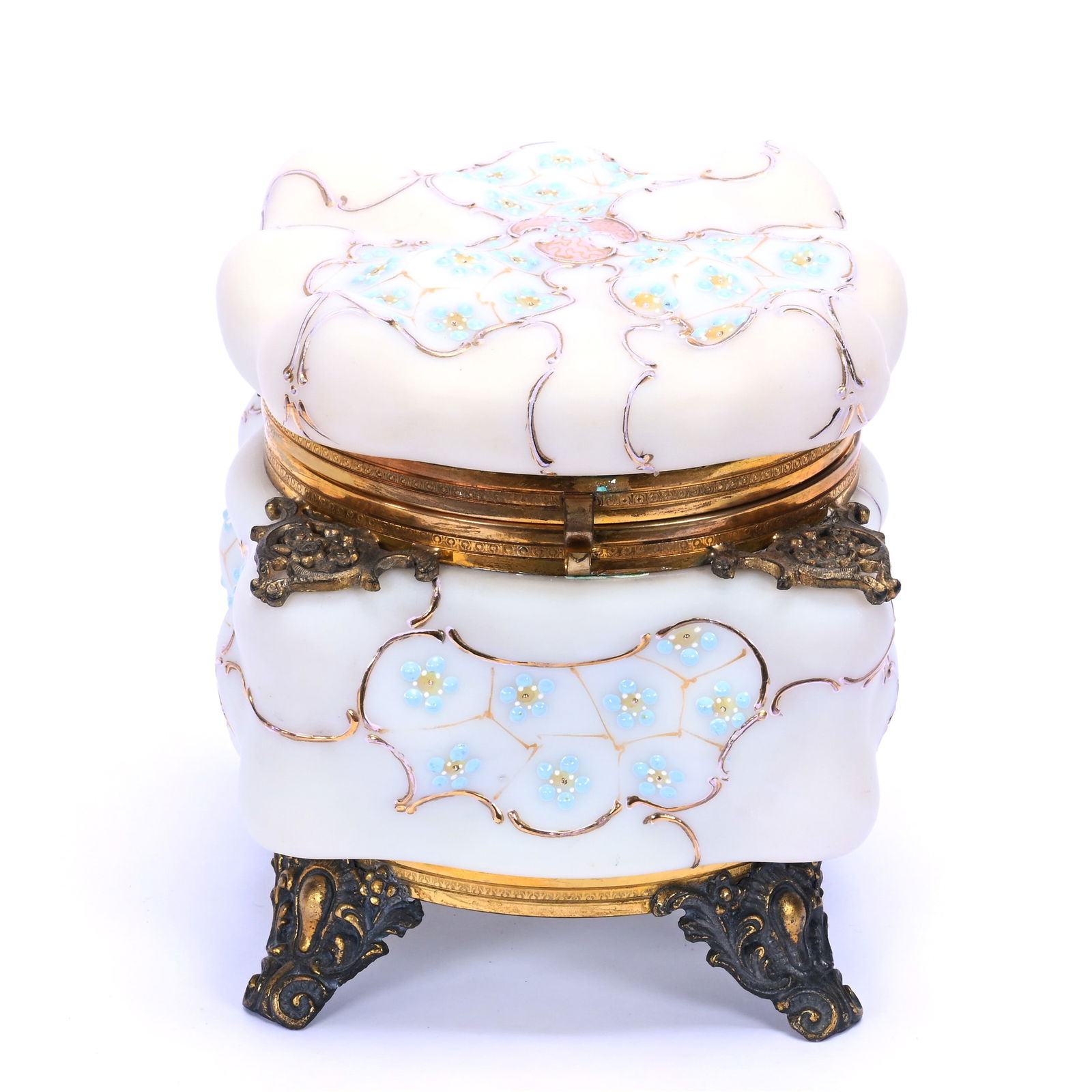 Jewel Box, Unmarked Wave Crest Egg Crate Mold (1 of 4)