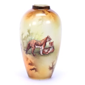 Vase, Unmarked R.S. Prussia, Rare Tiger Decor