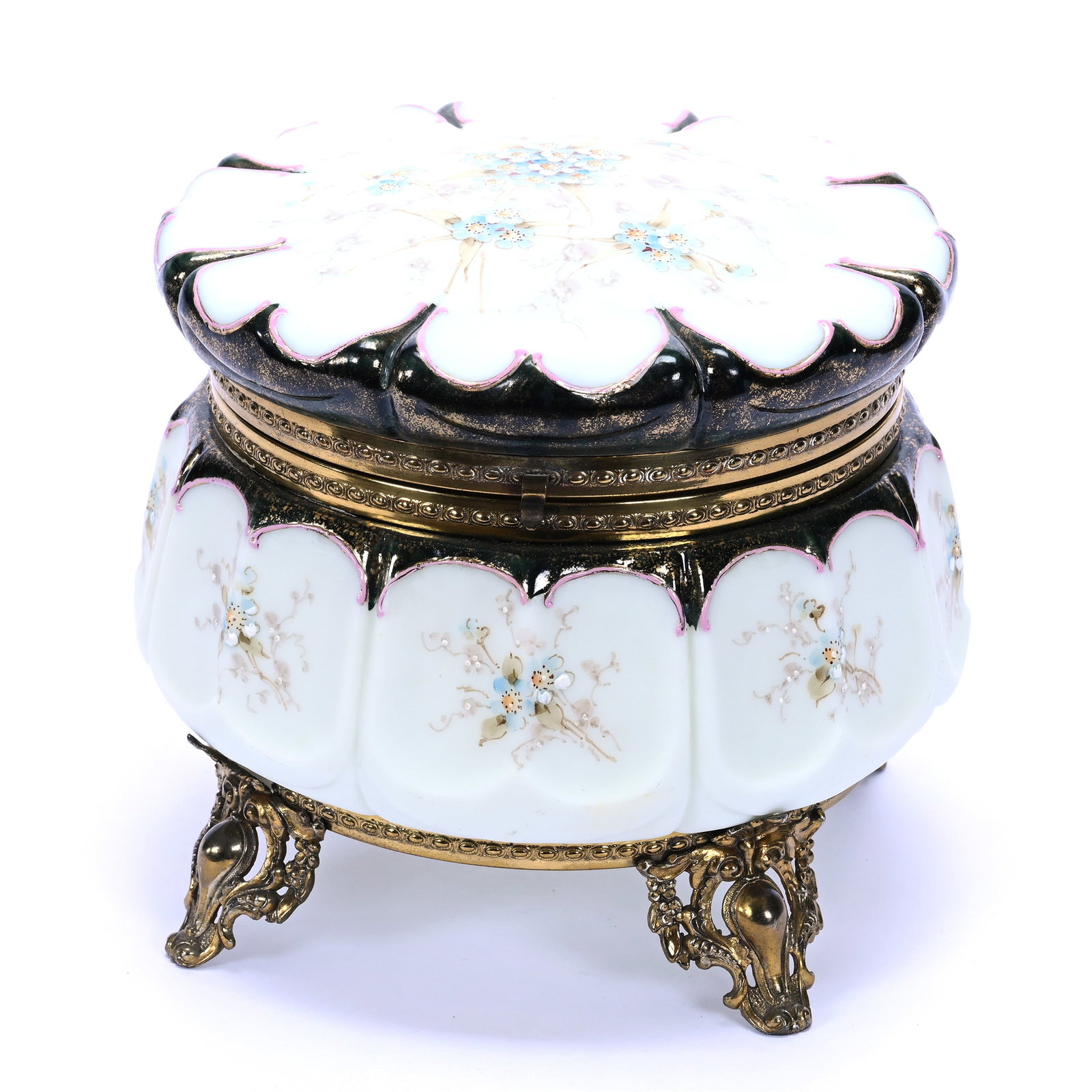 Dresser Box, Unmarked Wave Crest, Crown Mold: Dresser Box, Unmarked Wave Crest, Crown Mold, 6.75" x 7.5", White With Dark Green Border, Floral Decor, Gilt Metal Fittings, Grady And Annette Hite Collection, NC.