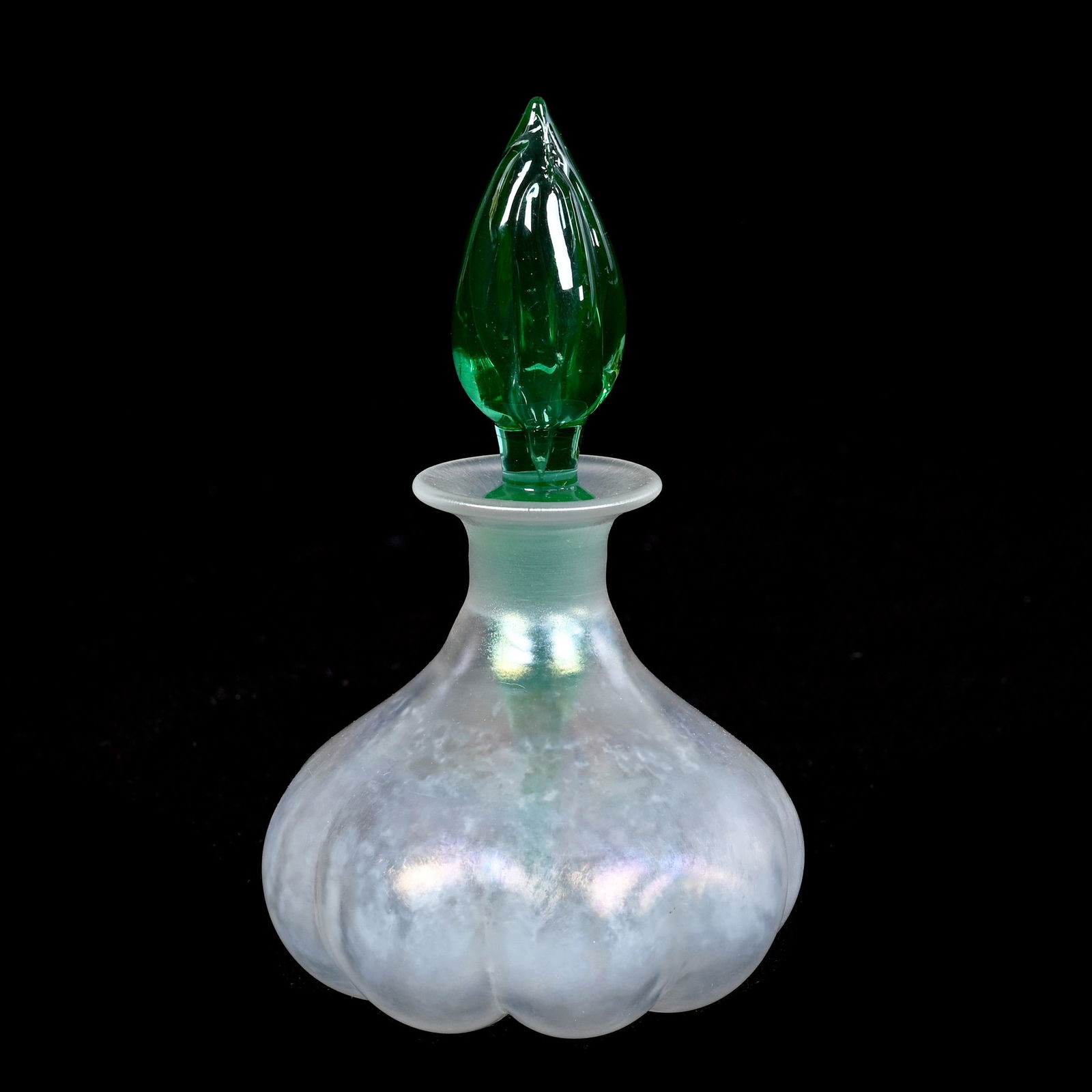 Perfume Bottle, Unmarked Steuben Verre De Soie Art Glass Bottle (1 of 4)