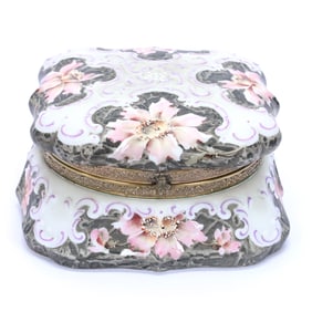 Dresser Box Marked Kelva