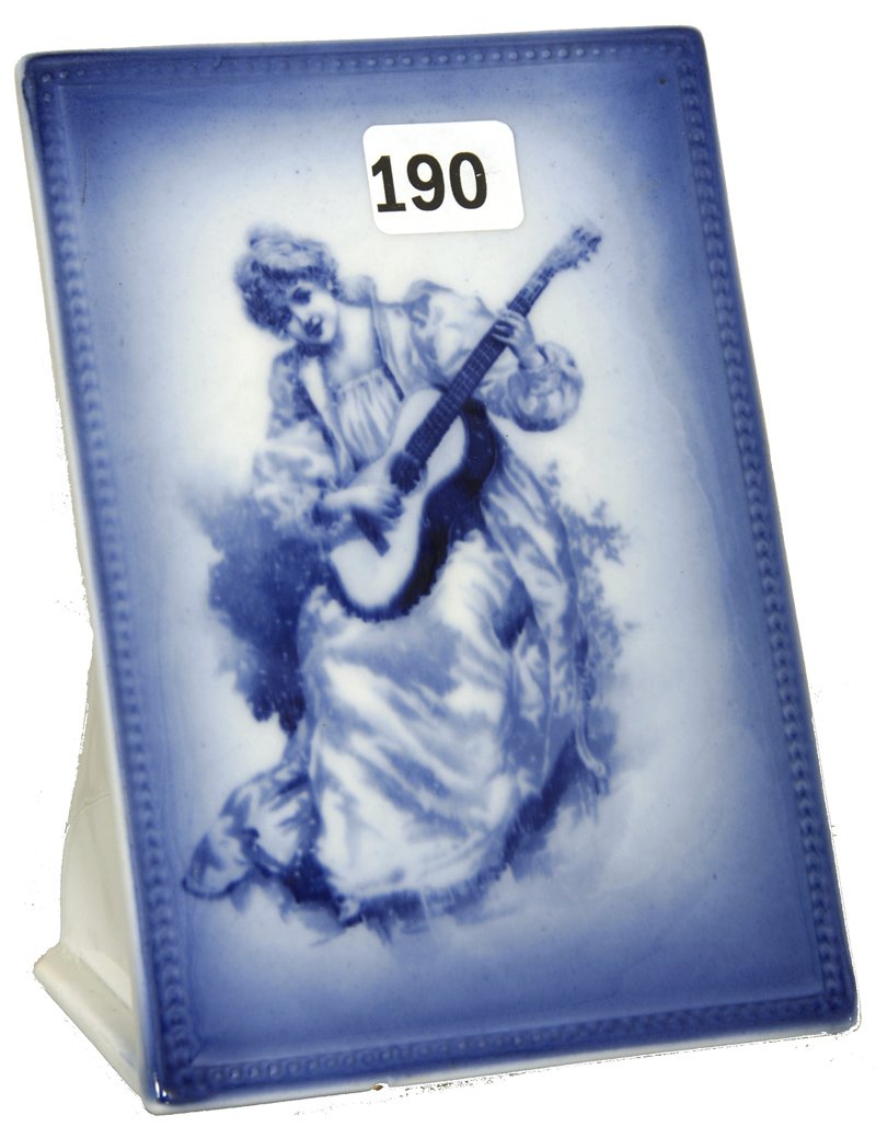 5 1/4" ROYAL DOULTON FLOW BLUE EASEL PLAQUE: 5 1/4" ROYAL DOULTON FLOW BLUE EASEL PLAQUE BABES IN THE WOODS GIRL WITH GUITAR SCENIC DECOR