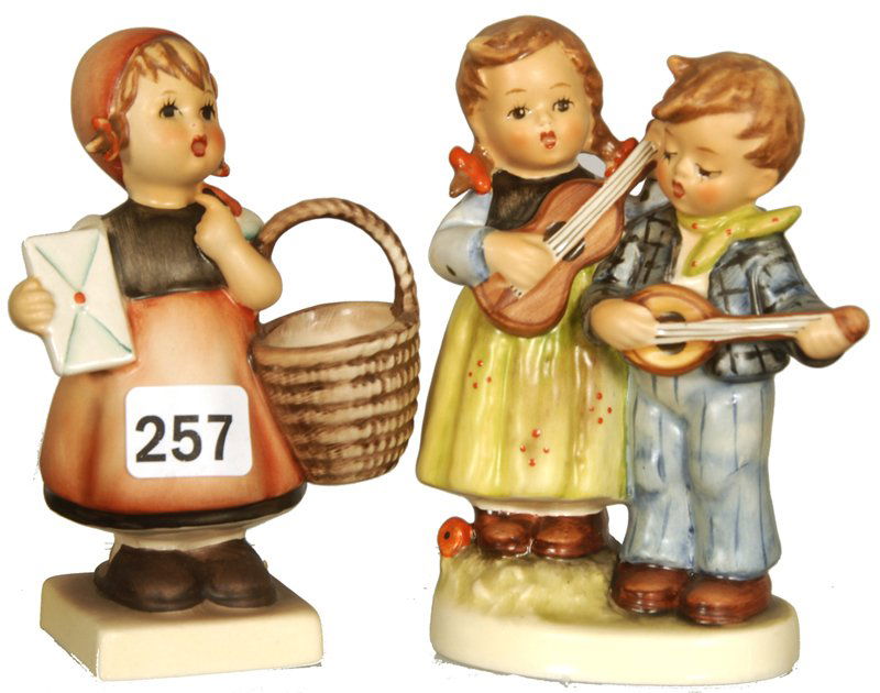(2) HUMMEL FIGURINES: (2) HUMMEL FIGURINES (1) 4 1/4" MEDITATION #13 2/0, MARK 5; (1) 4 1/2" HAPPY DAYS #150 2/0, MARK 6