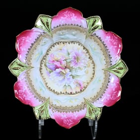 Bowl, Unmarked R. S. Prussia, Waterlily And Cattail Mold