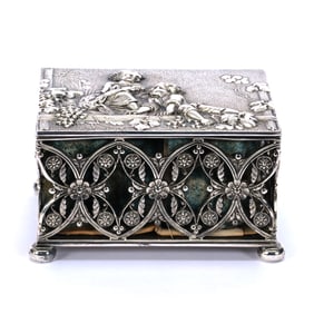 Trinket Box Marked Tufts Silverplate #3231