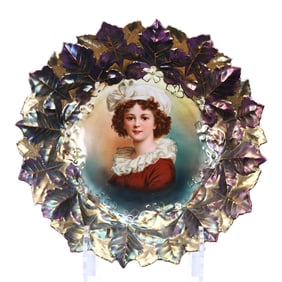 Bowl, Unmarked R.S. Prussia, Mold #11 (Leaf Wreath)