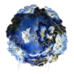 Bowl, Unmarked R.S. Prussia, Carnation Mold