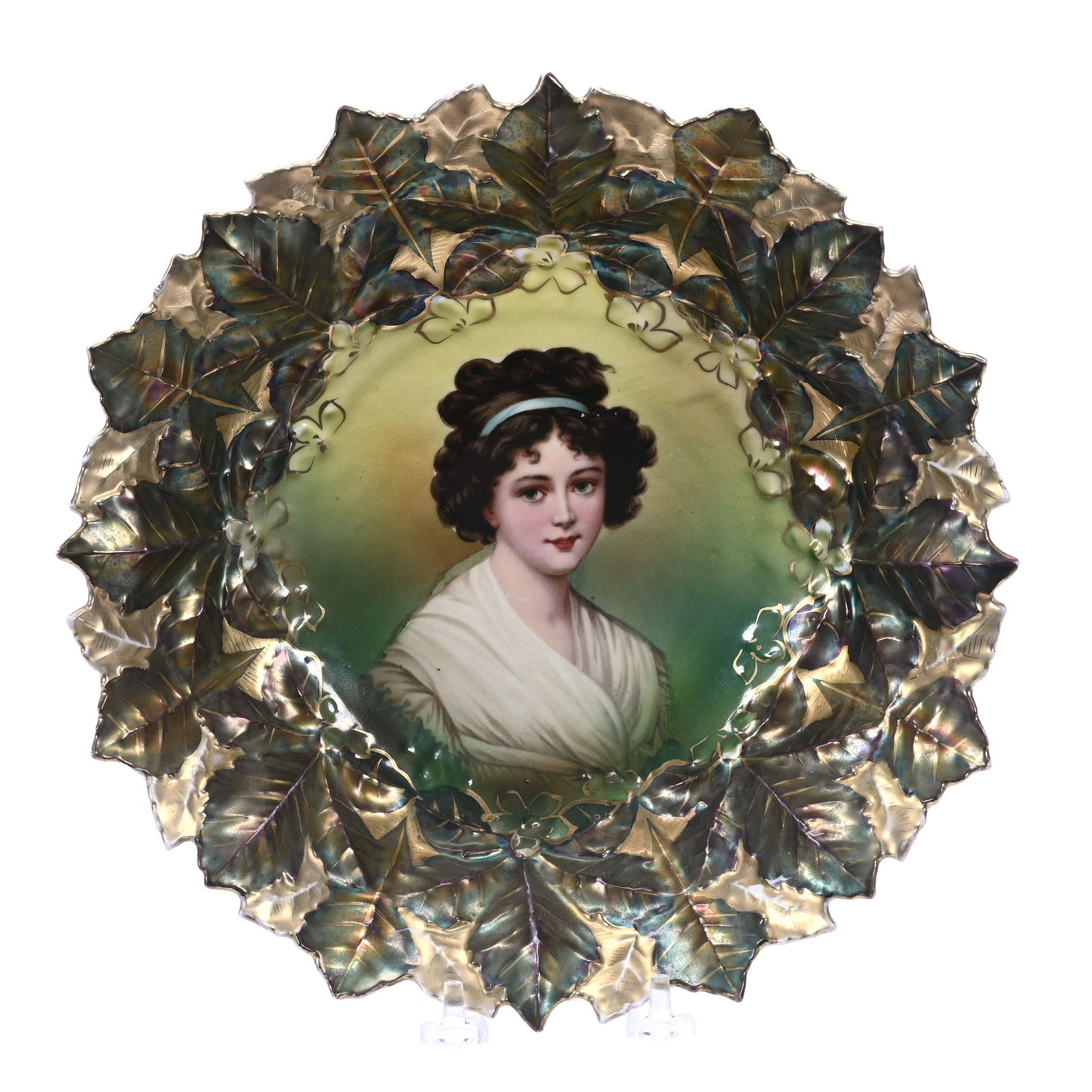 Bowl, Unmarked R.S. Prussia, Mold #11 (Leaf Wreath) (1 of 2)