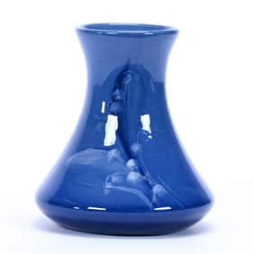 Vase Marked Weller Louwelsa Art Pottery, Blue With Lily Of Valley Decor