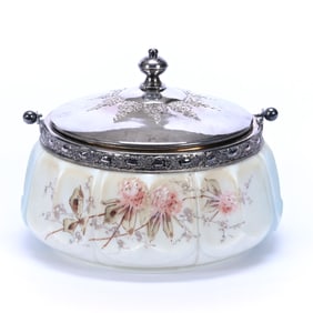 Cracker Jar, Wave Crest Banner Mark, Unusual Form