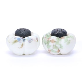 Salt And Pepper Shakers, Unmarked Mt. Washington, Tomato Shape