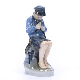 Figurine Marked Royal Copenhagen #905, Young Boy Whittling Stick
