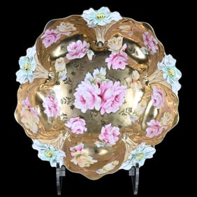 Bowl, Unmarked R.S. Prussia, Lily Mold, Complete Gold Background