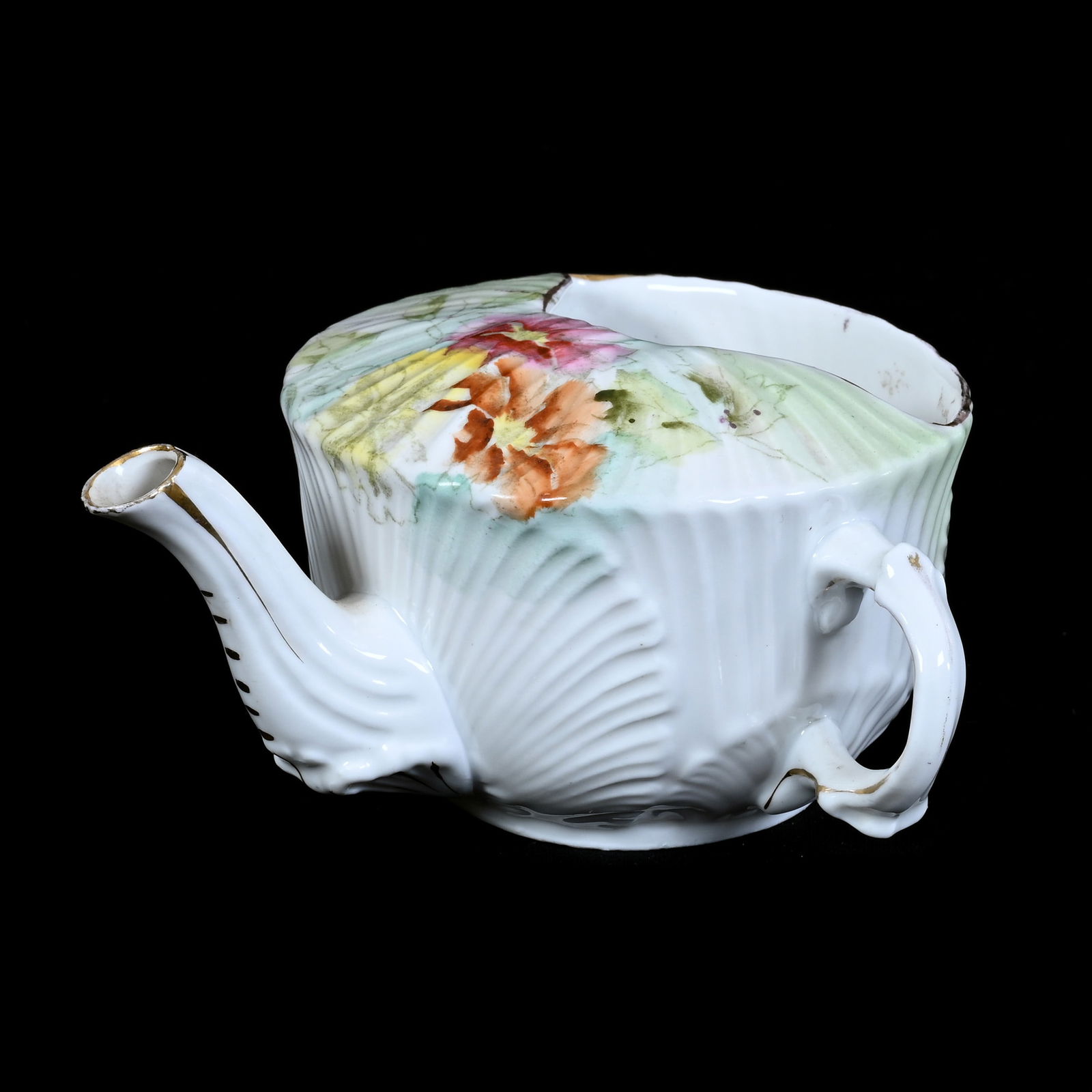 Invalid Feeder, Unmarked R.S. Prussia, Shell Mold (1 of 3)