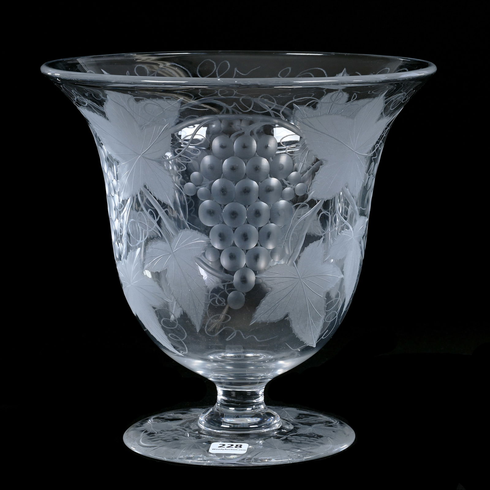 Pedestal Eggnog Bowl, ABCG, Engraved Vintage Pattern Attributed To Pairpoint (1 of 4)