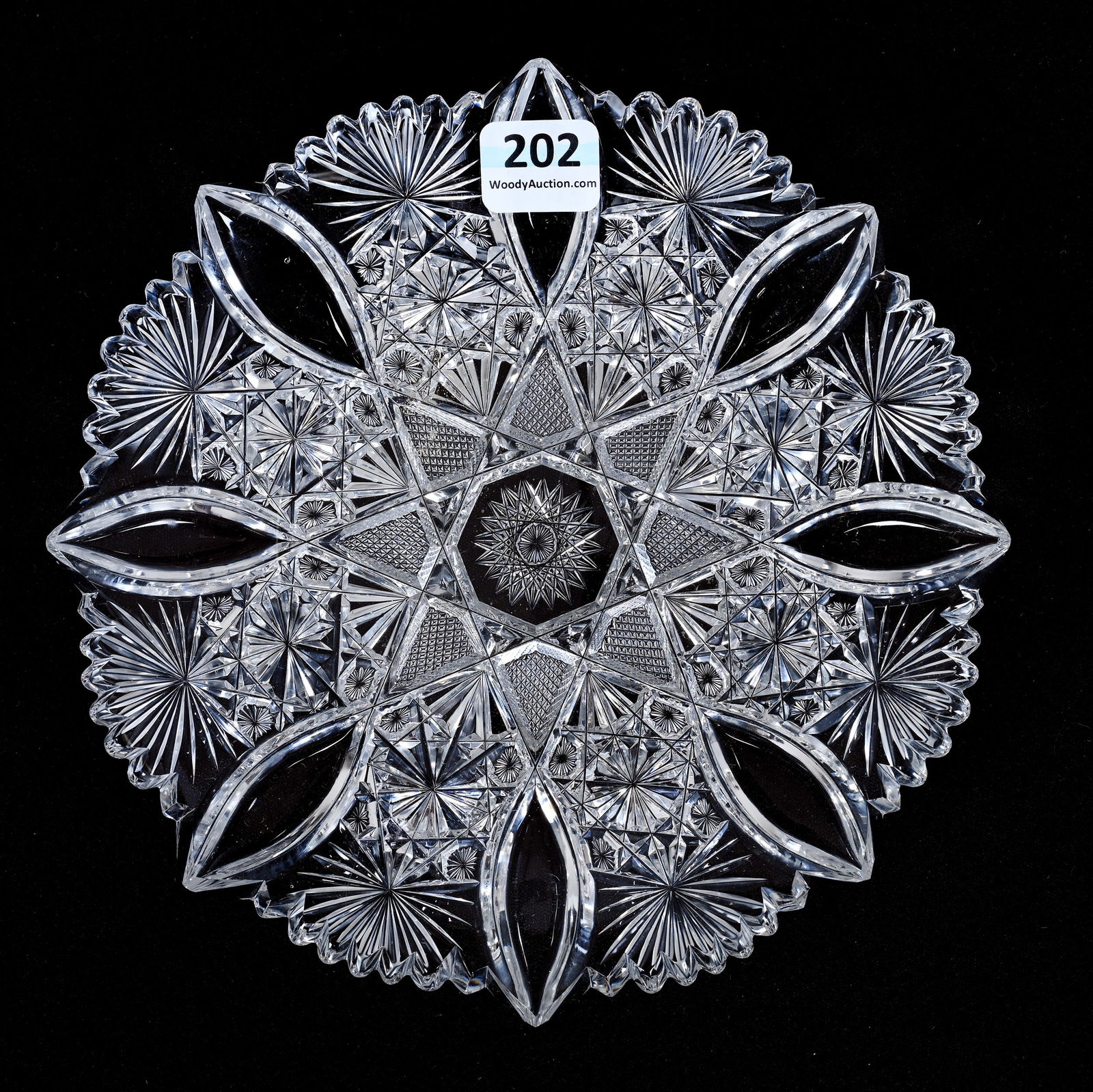 Plate, American Brilliant Cut Glass, Grecian Pattern By Hawkes (1 of 2)