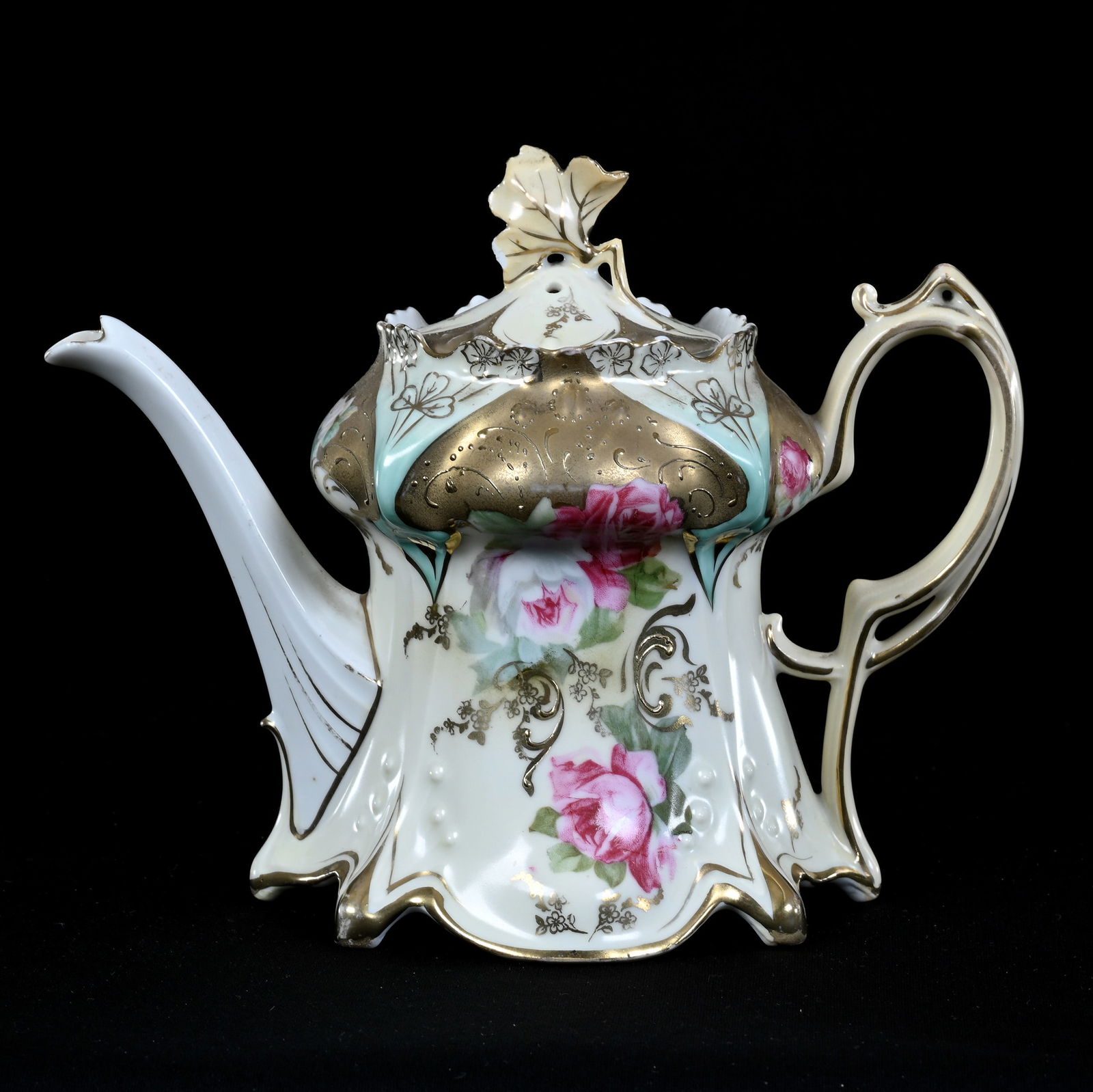 Tea Pot, Marked R.S. Prussia, Point And Clover Mold (1 of 6)