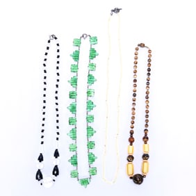 Jewelry - (4) Vintage Costume Jewelry Necklaces