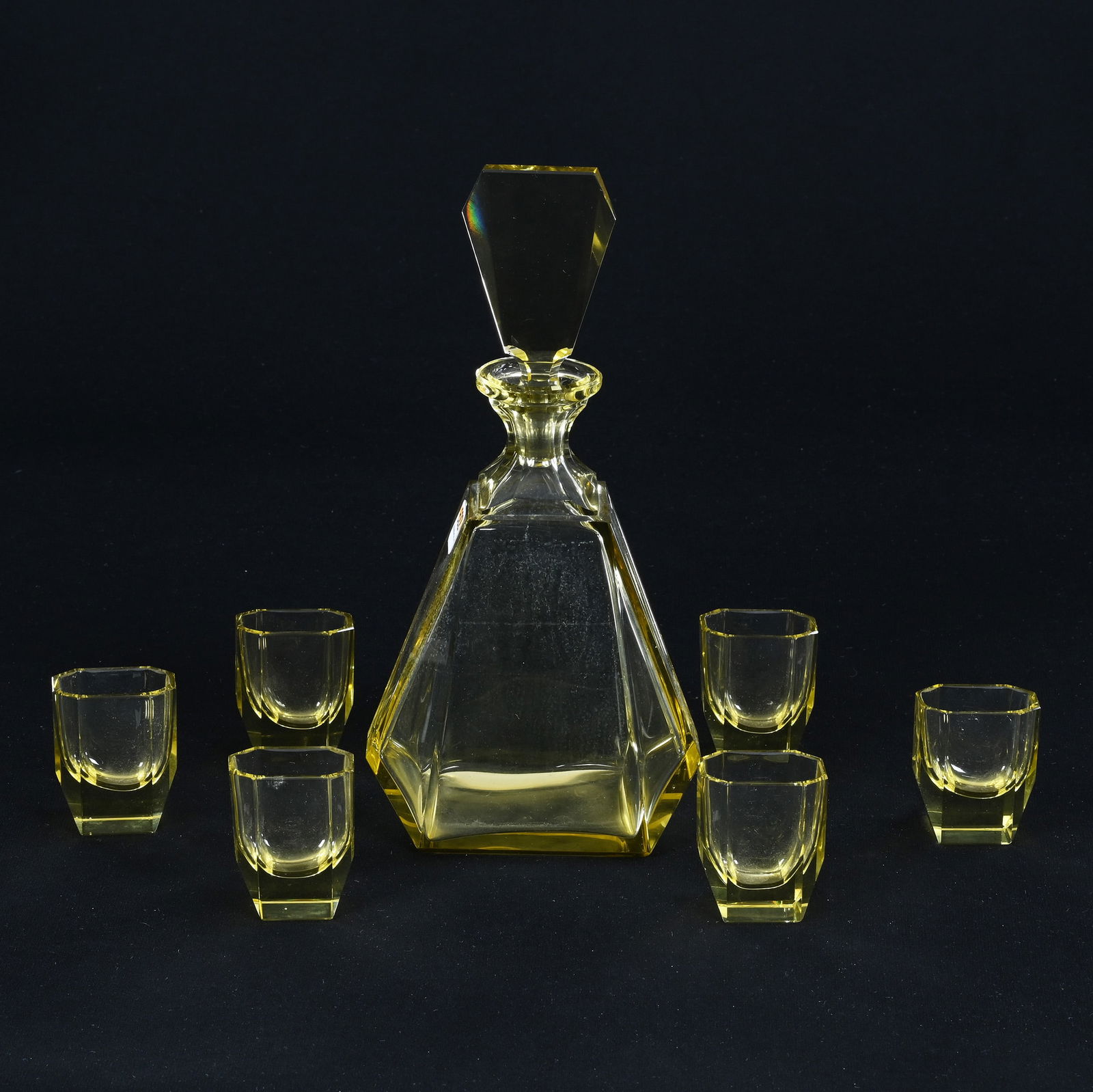 Art Deco Decanter Set, Solid Yellow, Attributed To Moser (1 of 3)