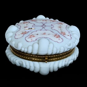 Dresser Box, Wave Crest Banner Mark, Puff Mold