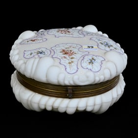 Dresser Box, Unmarked Wave Crest, Puff Mold