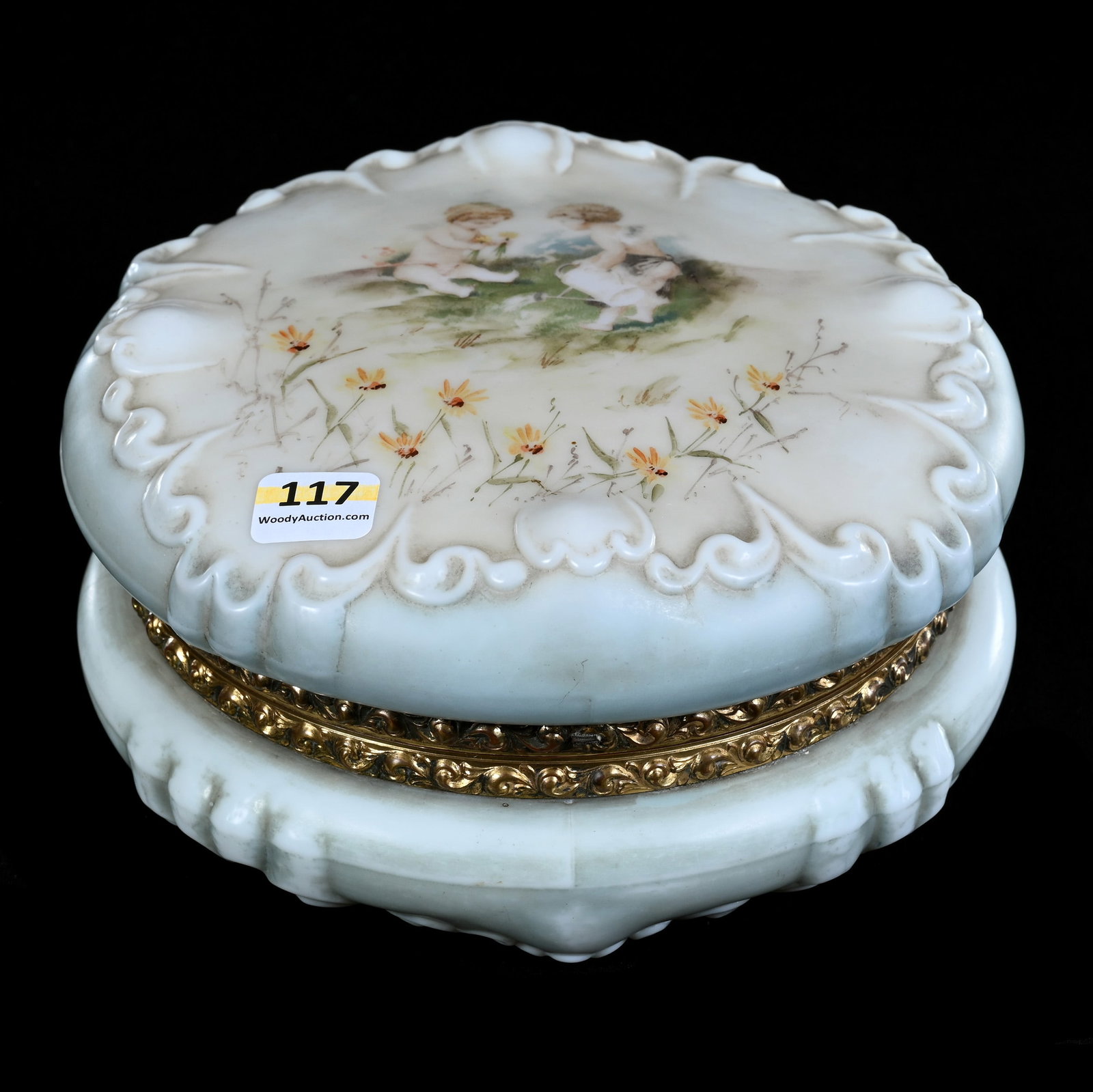 Dresser Box, Unmarked Wave Crest, Scroll Mold (1 of 5)