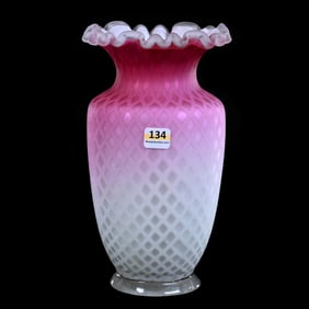 Vase, Pink/Lavender Diamond Quilted Mother Of Pearl Art Glass