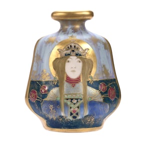 Vase, Marked Turn Teplitz, Amphora