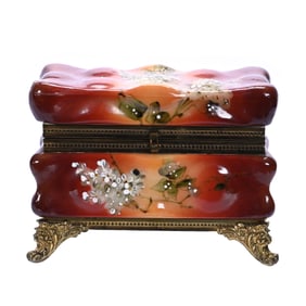 Jewel Box, Wavecrest Banner Mark, Egg Crate Mold