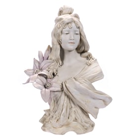 Figural Bust Marked Royal Dux #561