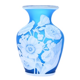 Vase Signed "Stevens & Williams Stourbridge" English Cameo Art 