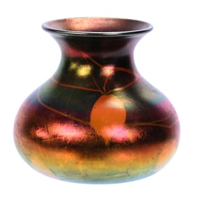 Vase, Imperial Free Hand Art Glass