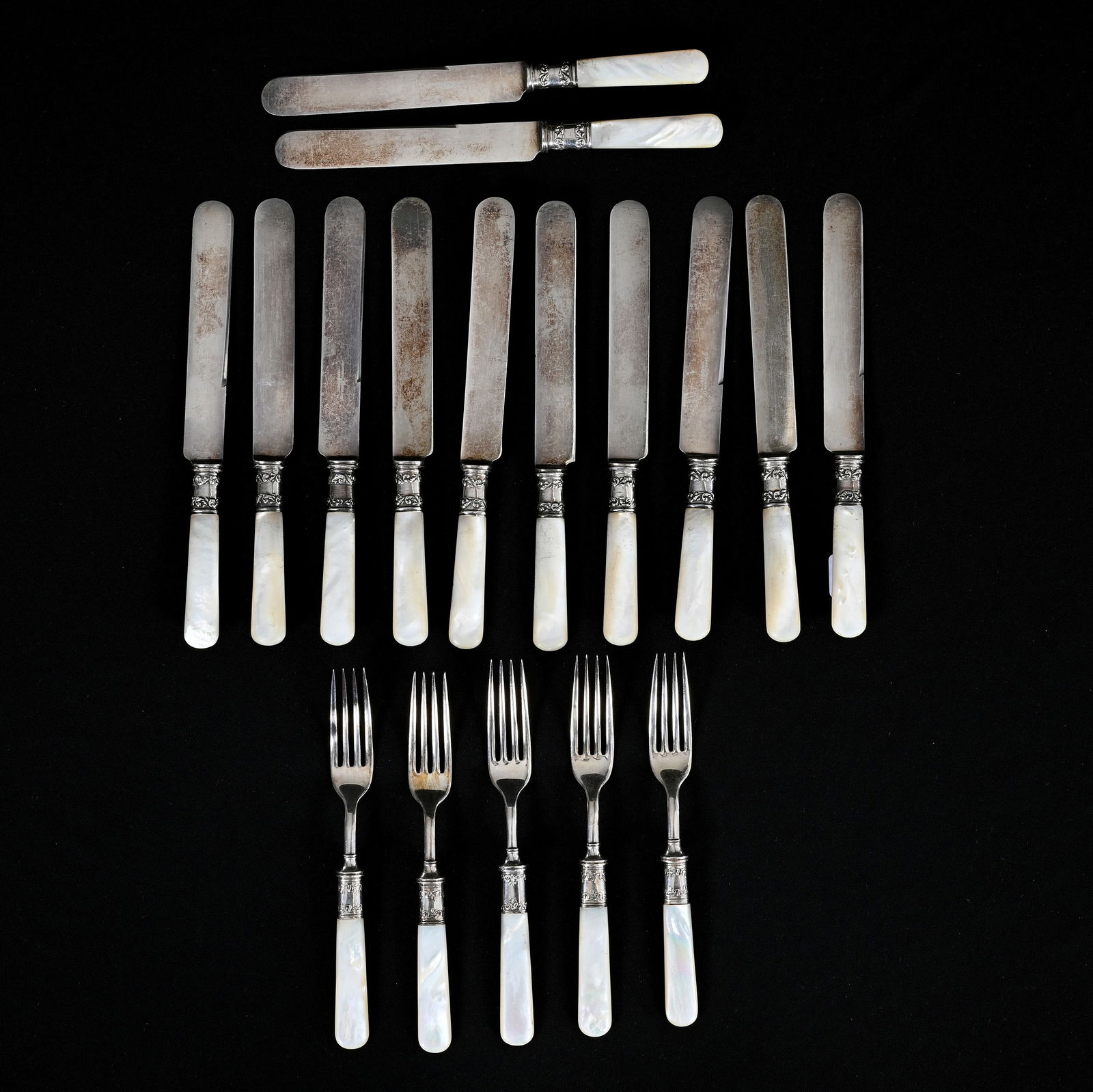 Flatware Set, (17) Piece, Pearl Handles, Blades Marked "American Cutlery Company" (1 of 4)