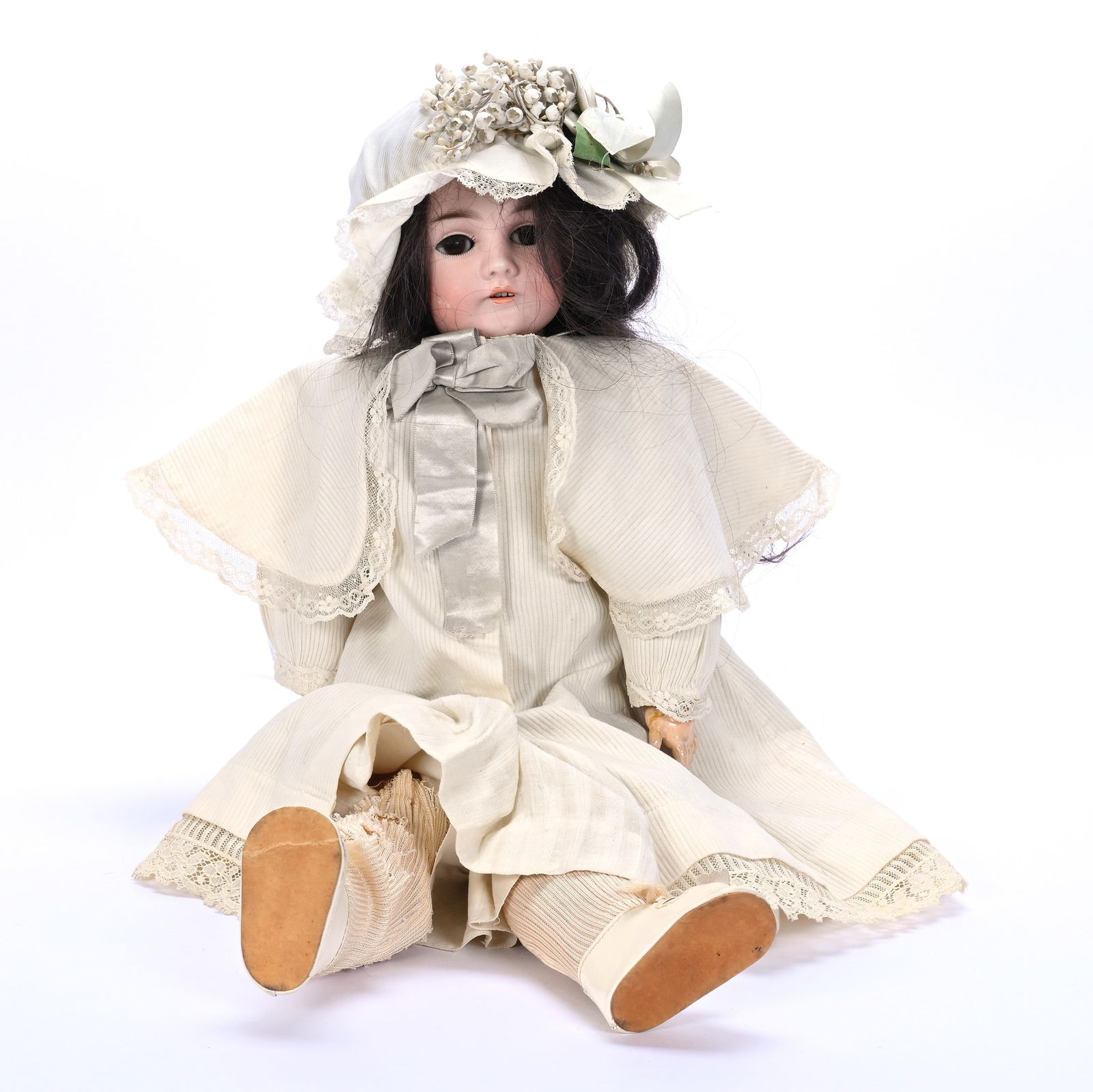 Doll, German Bisque Head Marked Queen Louise #6 (1 of 5)