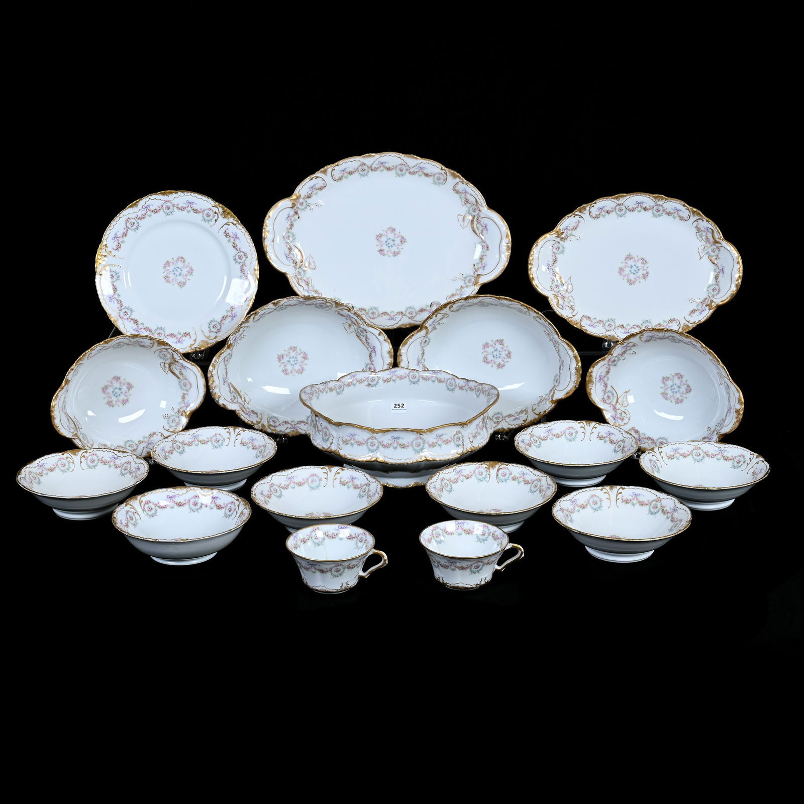 Table Service Marked Theodore Haviland Limoges, (18) Piece Set, Schleiger Pattern #330 (1 of 9)