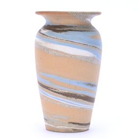 Vase, Unmarked Art Pottery, In The Style Of Niloak Mission Swirl