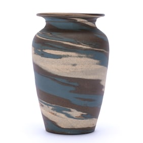 Vase, Unmarked Art Pottery, In The Style Of Niloak Mission Swirl